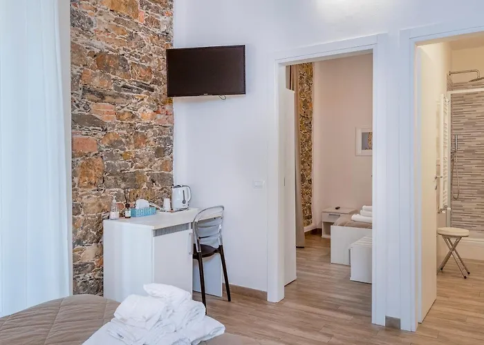 La Casa Di Mattia Bed & Breakfast 4*