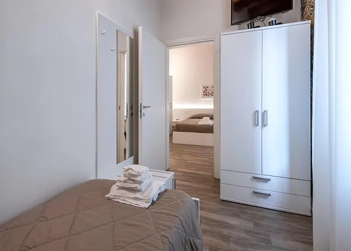 La Casa Di Mattia Bed & Breakfast 4*